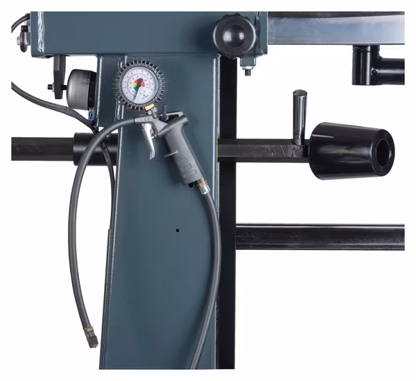 Däckmaskin - REDATS M-820F-3D med Hjälparm MADE IN IITALY
