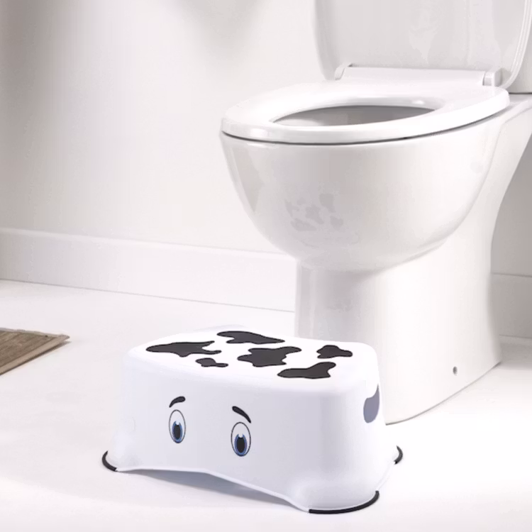 Doppresent flicka - dopgåva barnpall med Komotiv