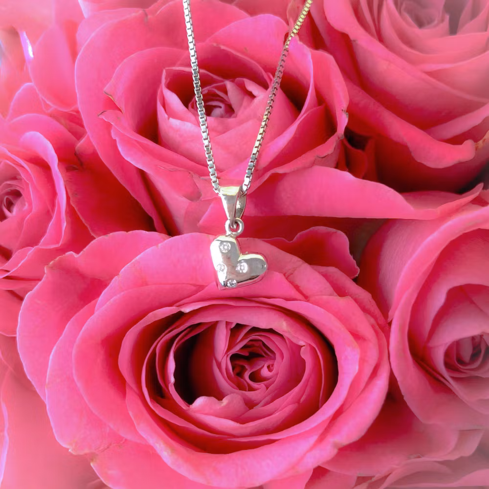 Dopgåva tjej - dopsmycke prickigt Hjärta - Sweethearts dophalsband