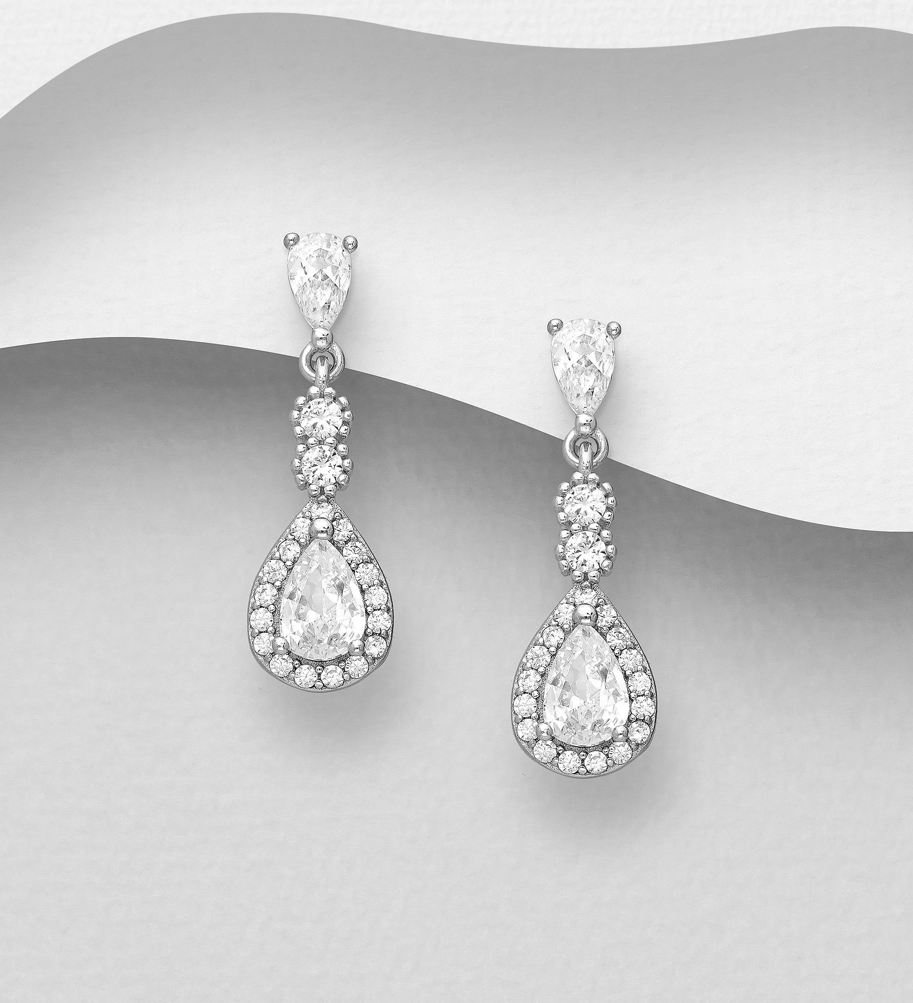 Silverörhängen hängande med cubic zirkonia stenar - Snygga & fina örhängen i äkta sterling silver