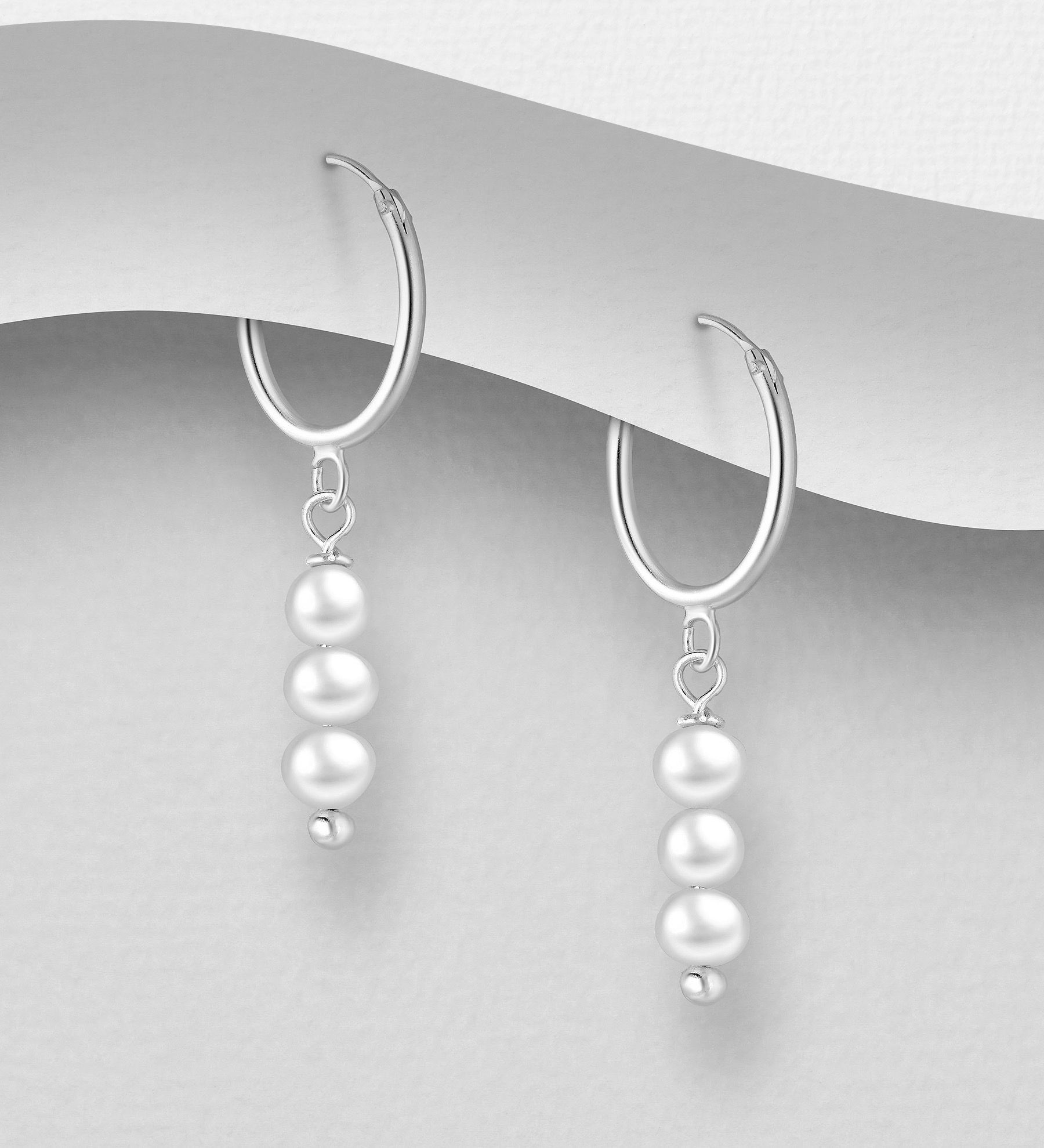Silverörhängen Hoops med hängande pärlor - örhängen, ringar i äkta sterling silver