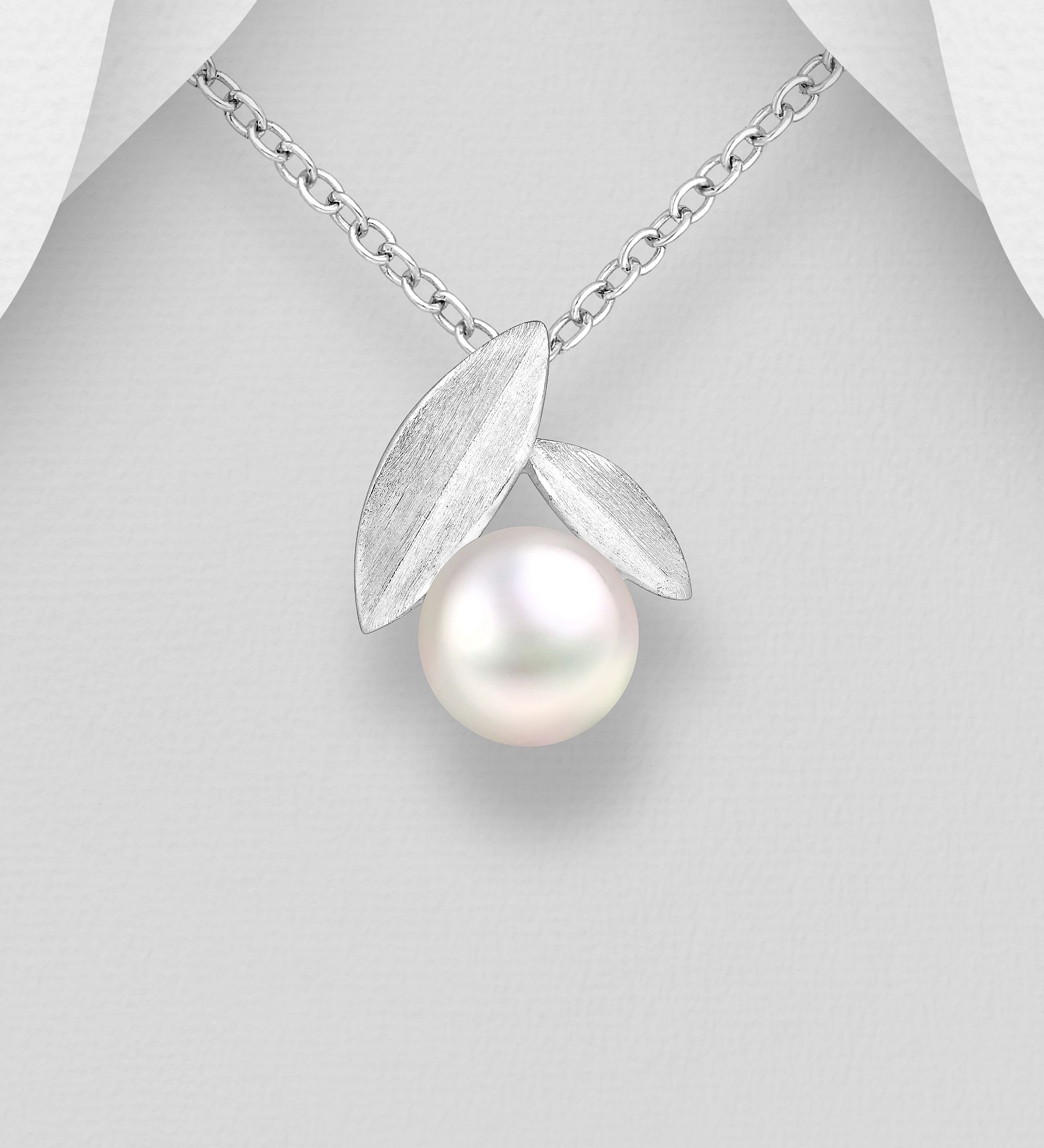 Silverhalsband Sötvattenpärla med eleganta blad i silver - halsband till tjej/ dam i äkta 925 sterling silver