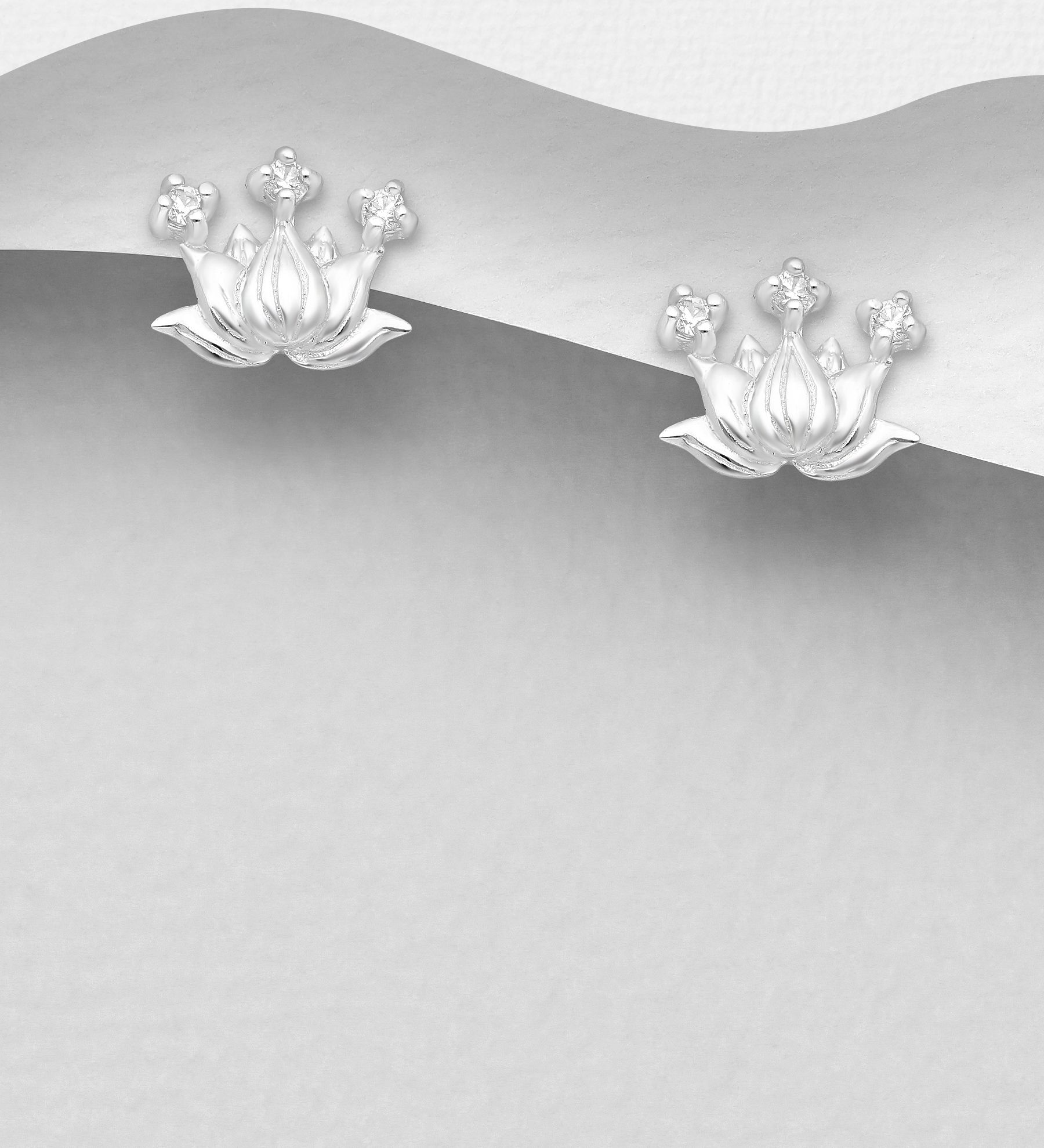 Silverörhängen vackra Lotusblommor med cubic stenar - Snygga & fina örhängen, studs i äkta sterling silver