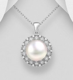 Silverhalsband Sötvattenpärla omgiven av Cubic Zirkonia