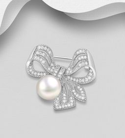 Silverbrosch med odlad pärla & cubic zirkonia stenar