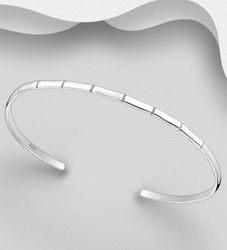 Snyggt stelt armband i cuff design - armring i silver dam