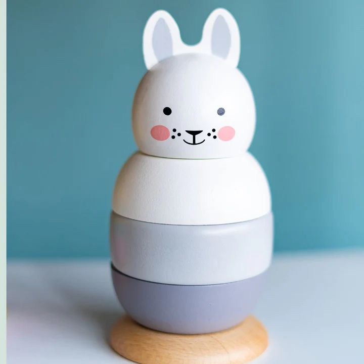 Rosa & Bo Dopgåva flicka - Bo Kanin stapelleksak i trä