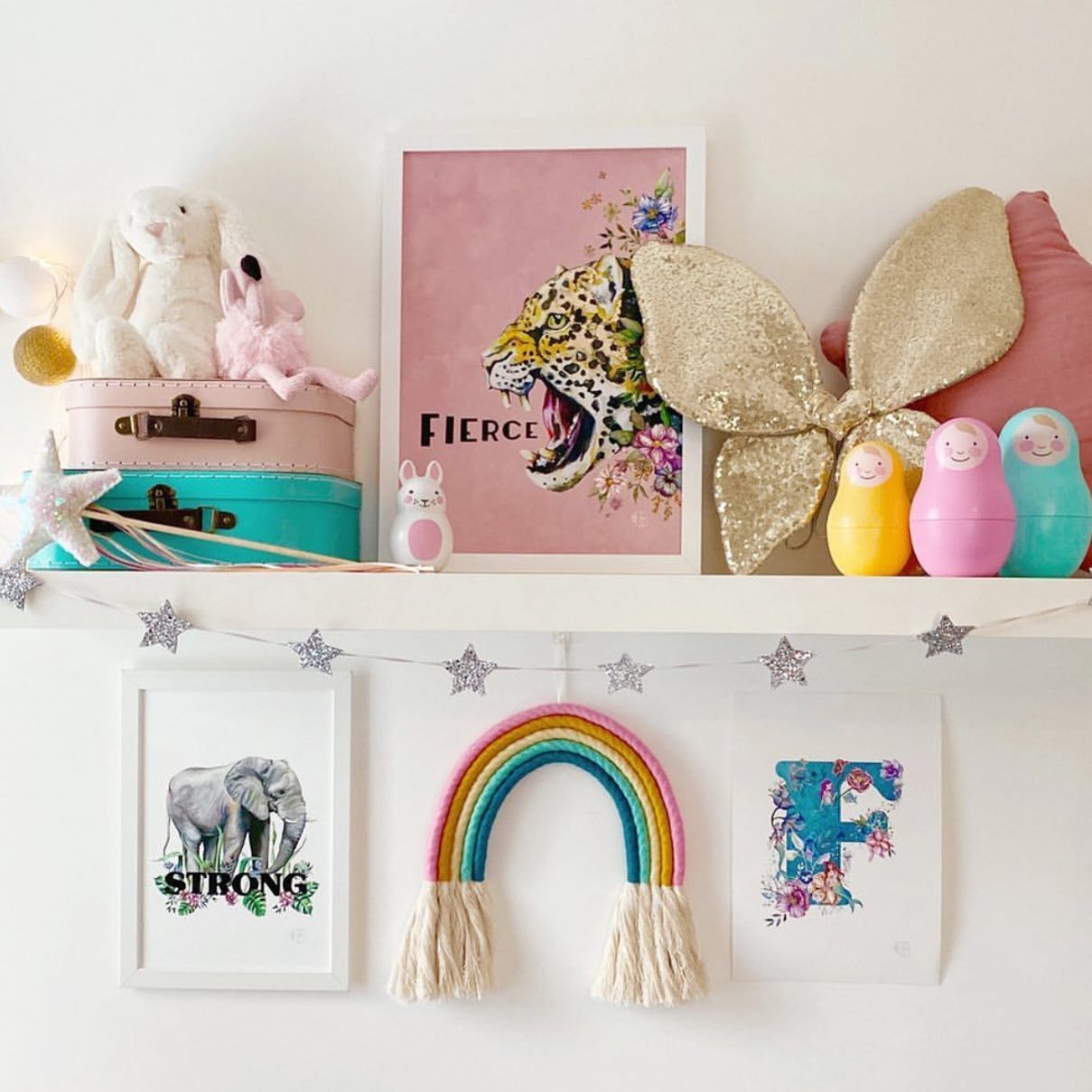 Rosa & Bo Presentask stapelleksak & docka Rainbow