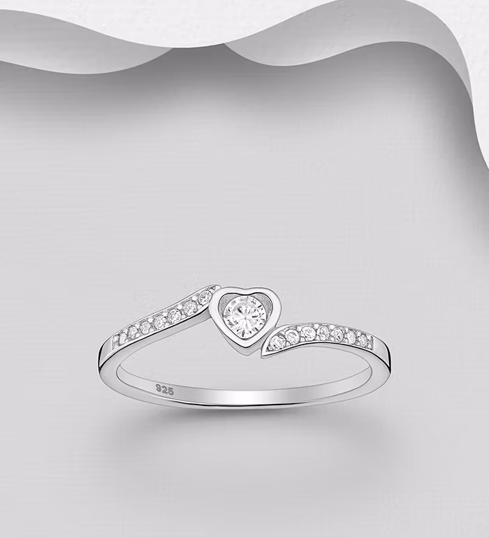 Silverring elegant med Cubic Zirkonia sten i hjärta - äkta 925 silver