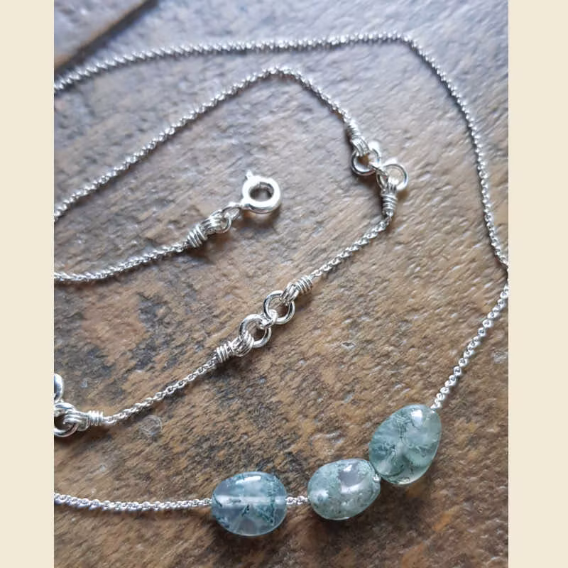 Silversmycke Tiny pebbles mossagat 1
