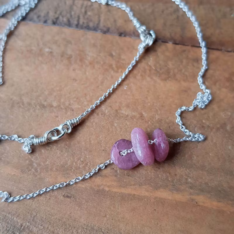 Silverhalsband månadssten oktober turmalin