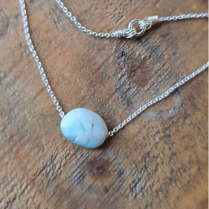 Silverhalsband Tiny pebbles Larimar