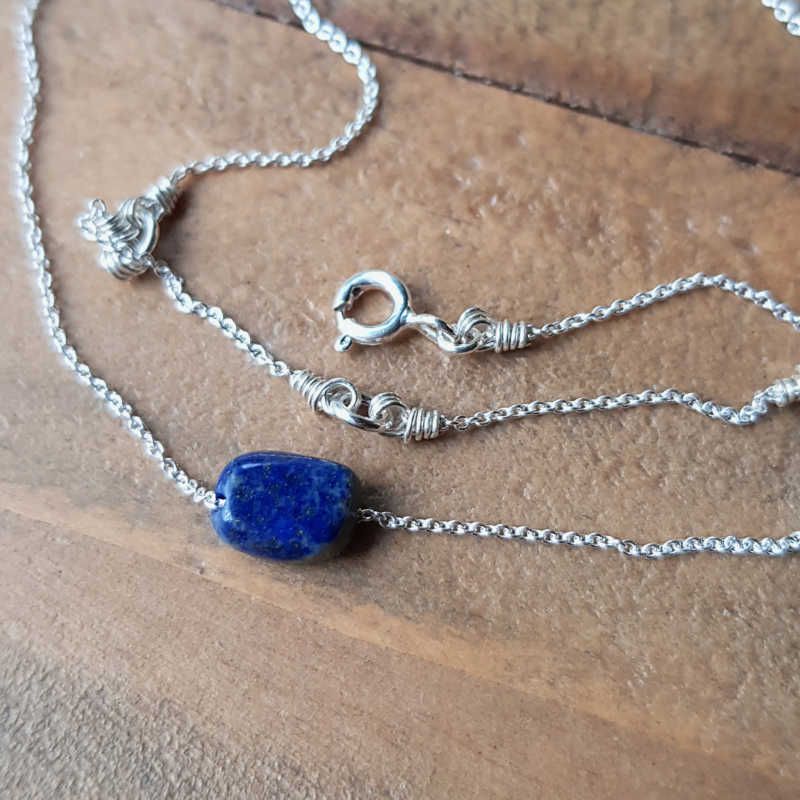 Silverhalsband Tiny pebbles Lapis Lazuli
