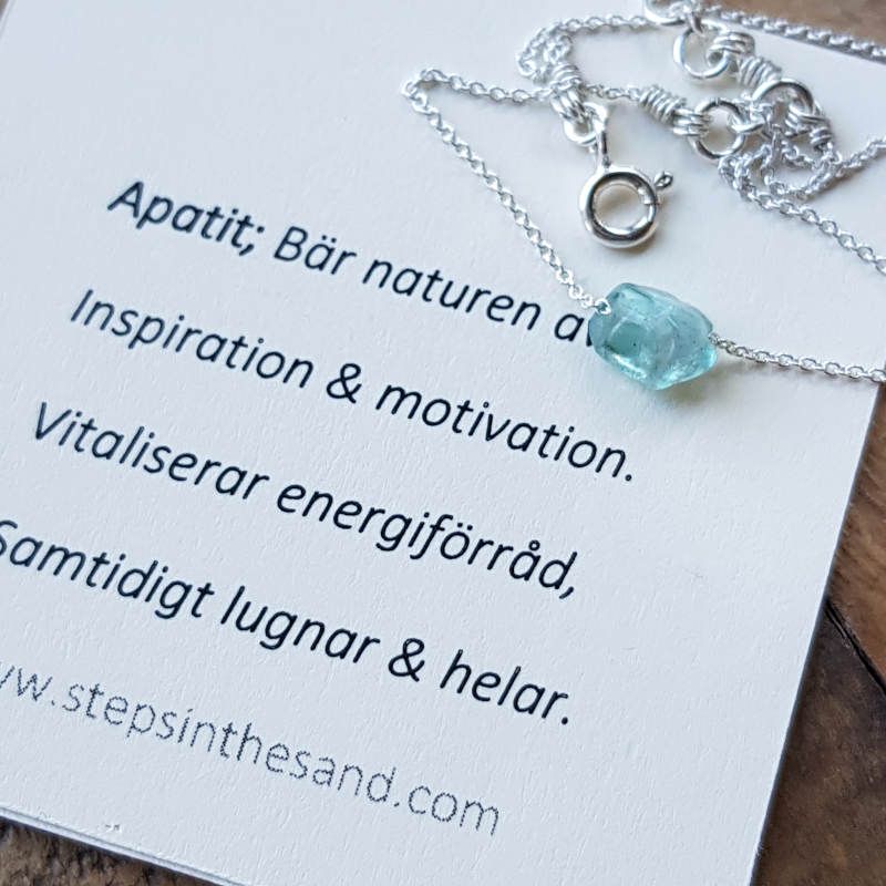 Silverarmband Tiny pebbles ljus apatit på kort om stenens egenskaper