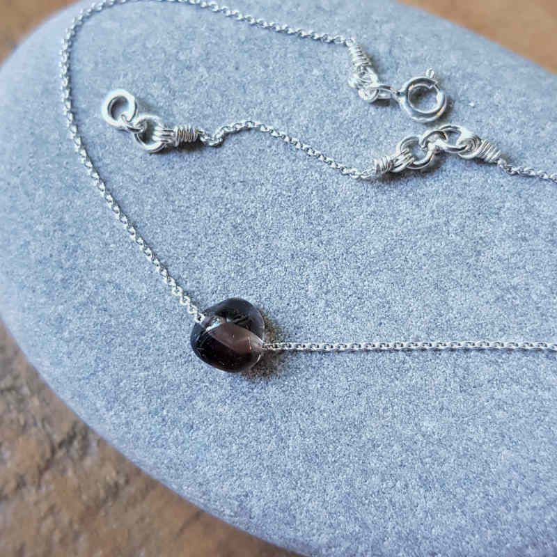 Silverarmband Tiny pebbles rökkvarts