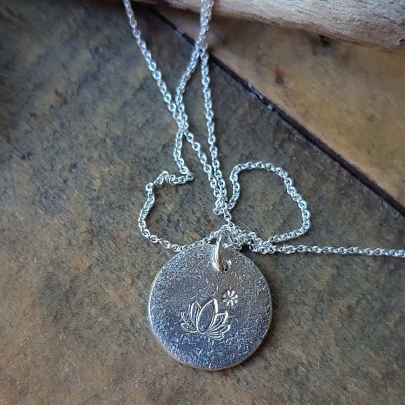 Silverhalsband Lotus