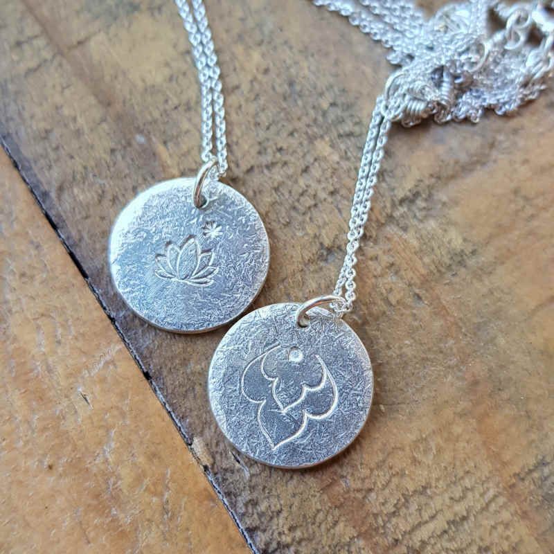 Silverhalsband Lotus & silverhalsband Lotusblad