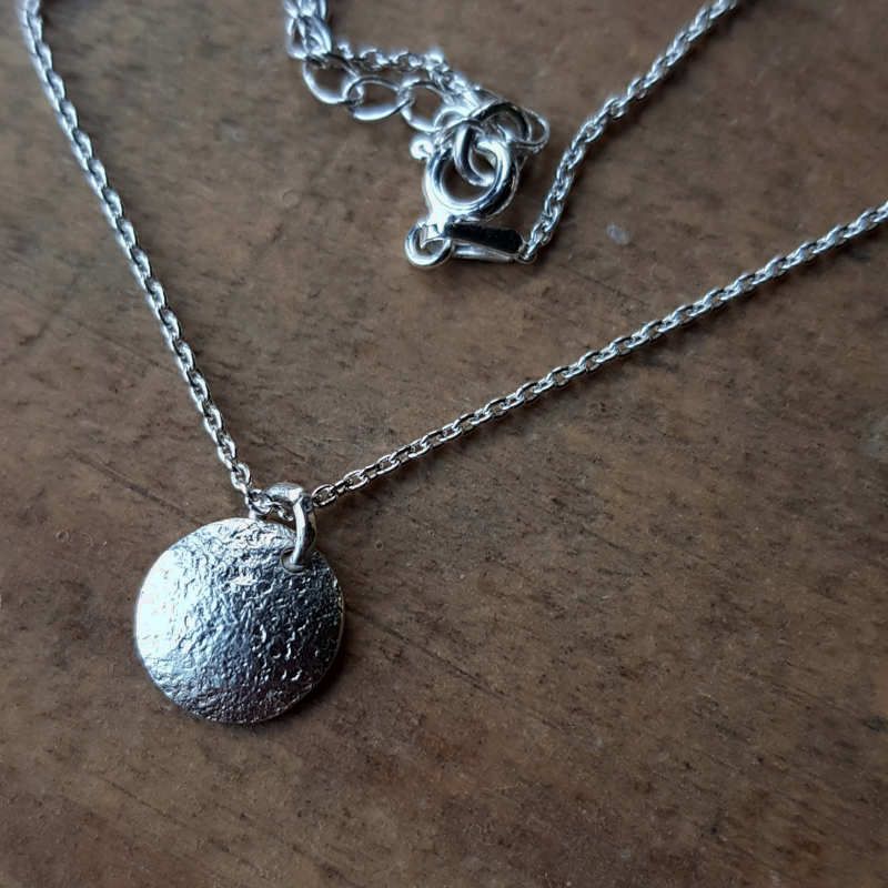 Silverhalsband La Luna grace.