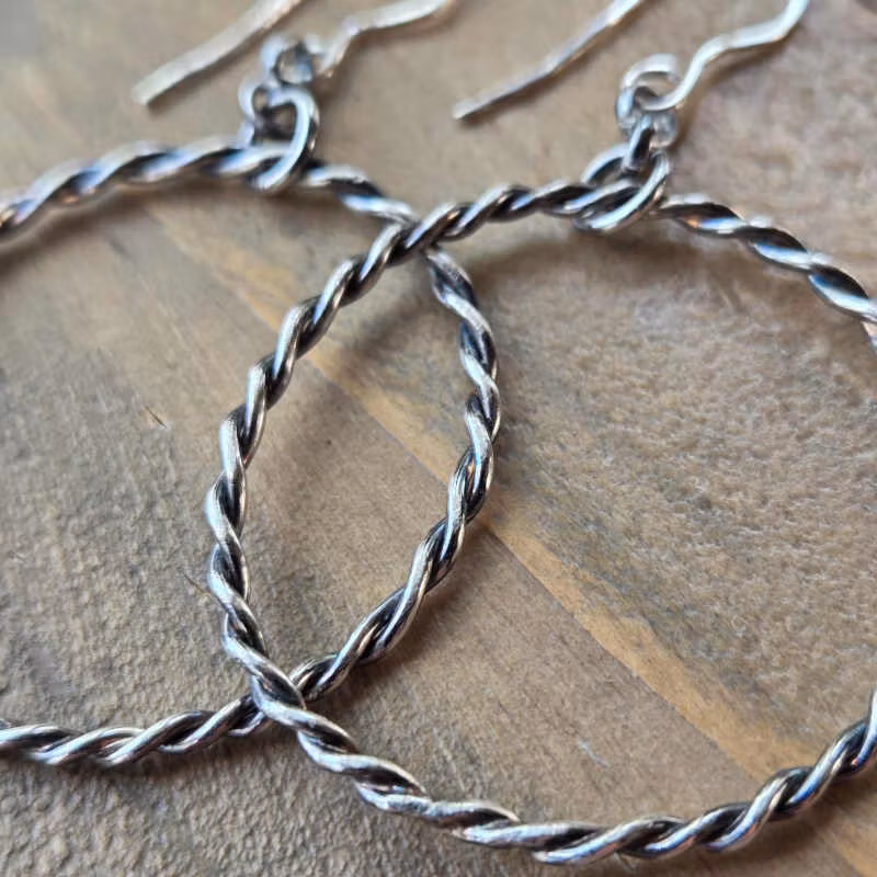 Silverörhänge Twist