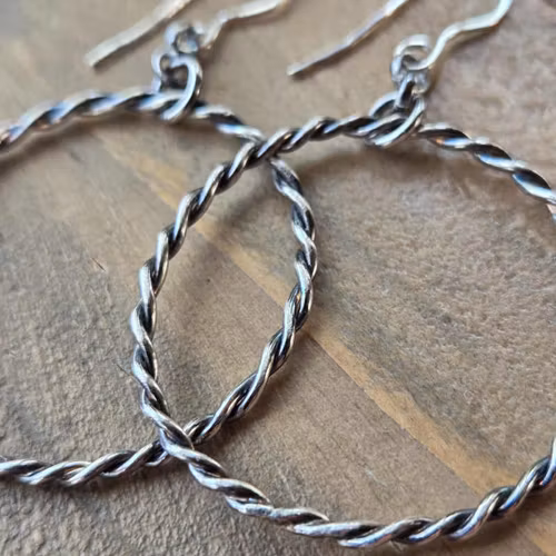 Silverörhänge Twist