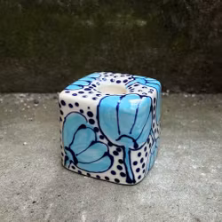 Ljusstake blomma ljusblå