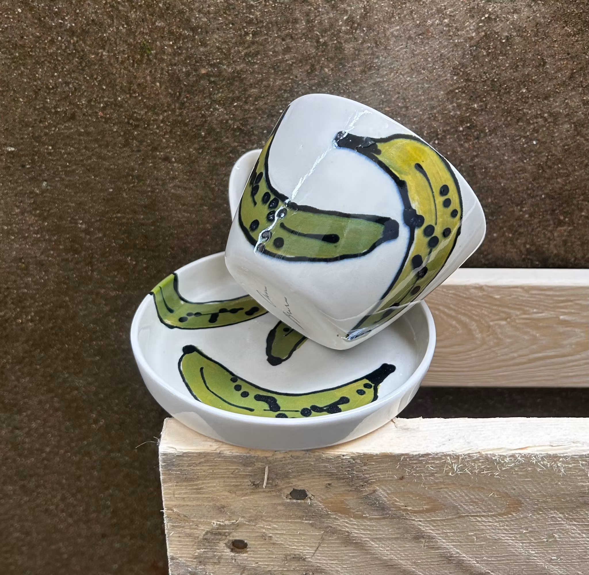 Kopp med fat grön banan
