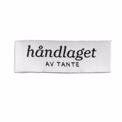 82 Håndlaget av tante