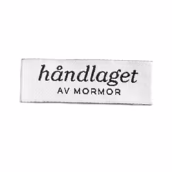 111 Håndlaget av mormor