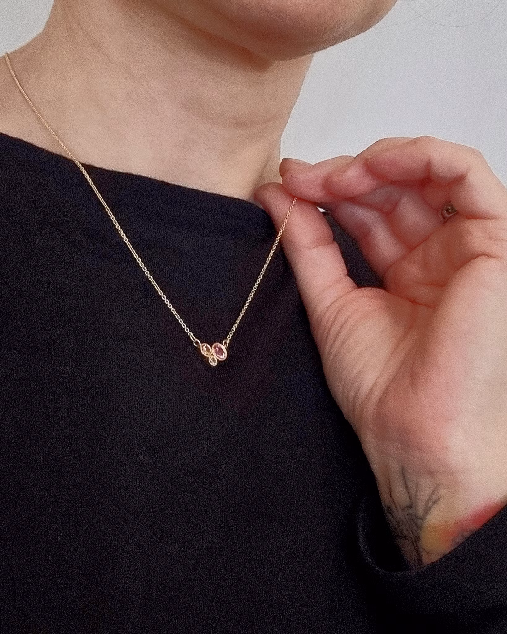 Halsband med Safirer i 18K guld