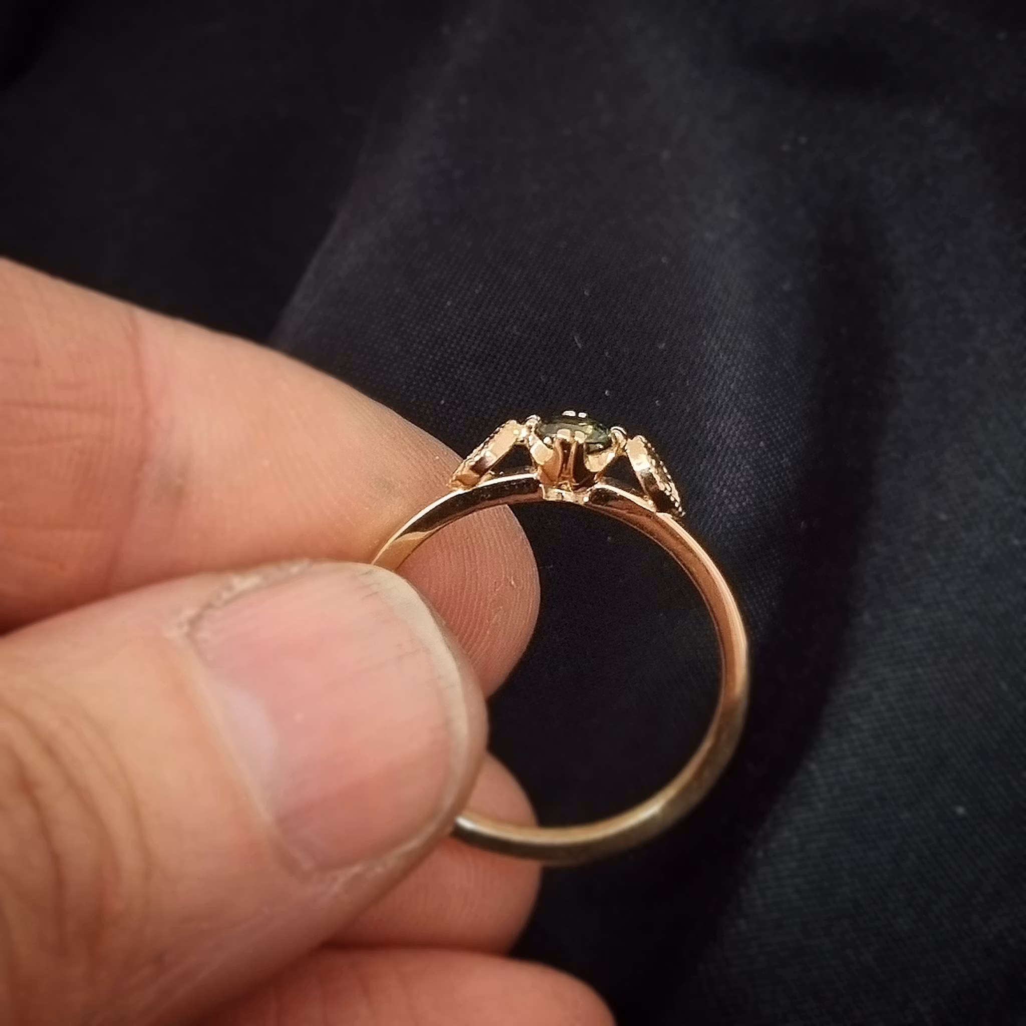 Mossgrön Safir rödguldsring