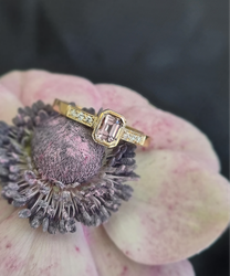 Dusty Rose safirring