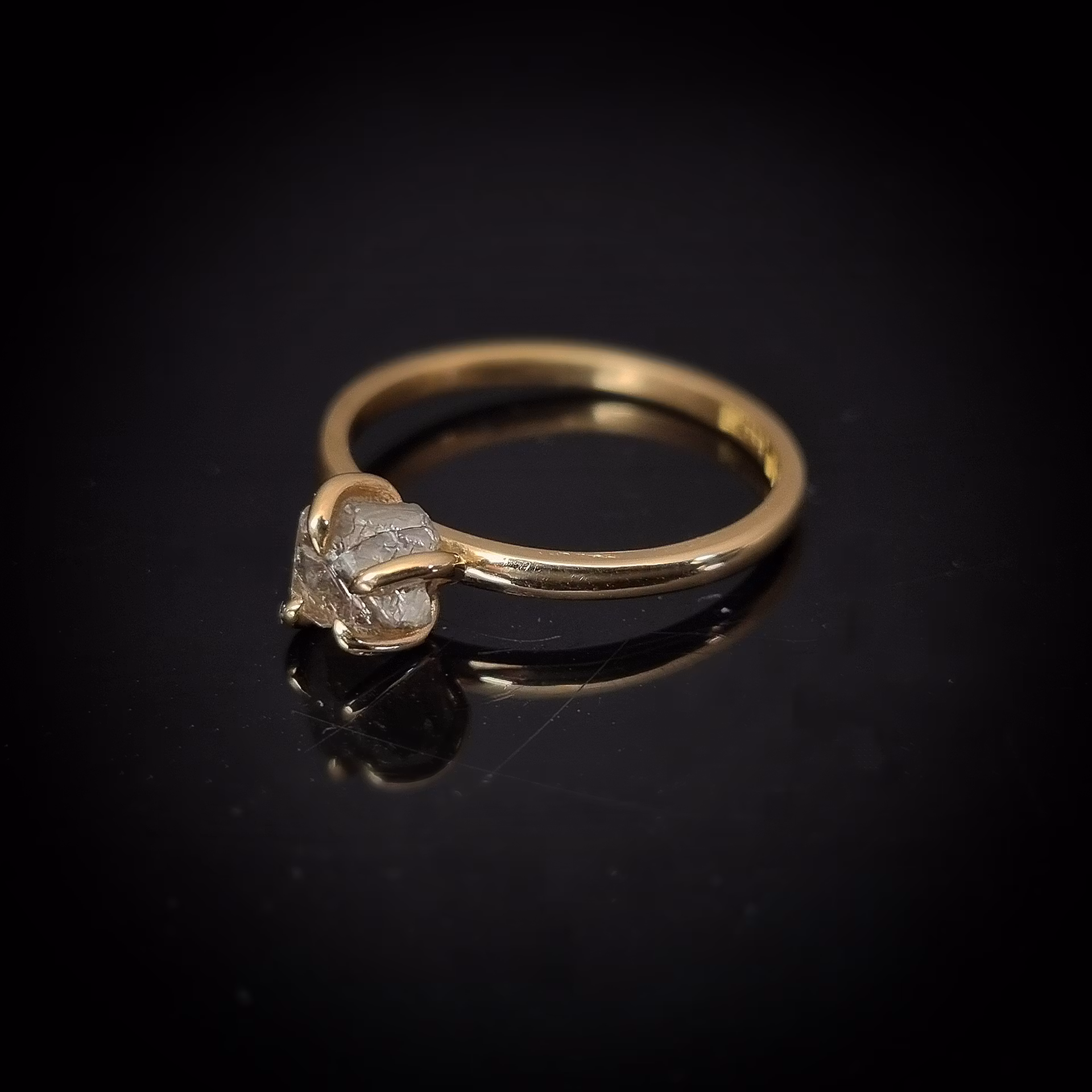 Solitär med rådiamant 1.34 ct