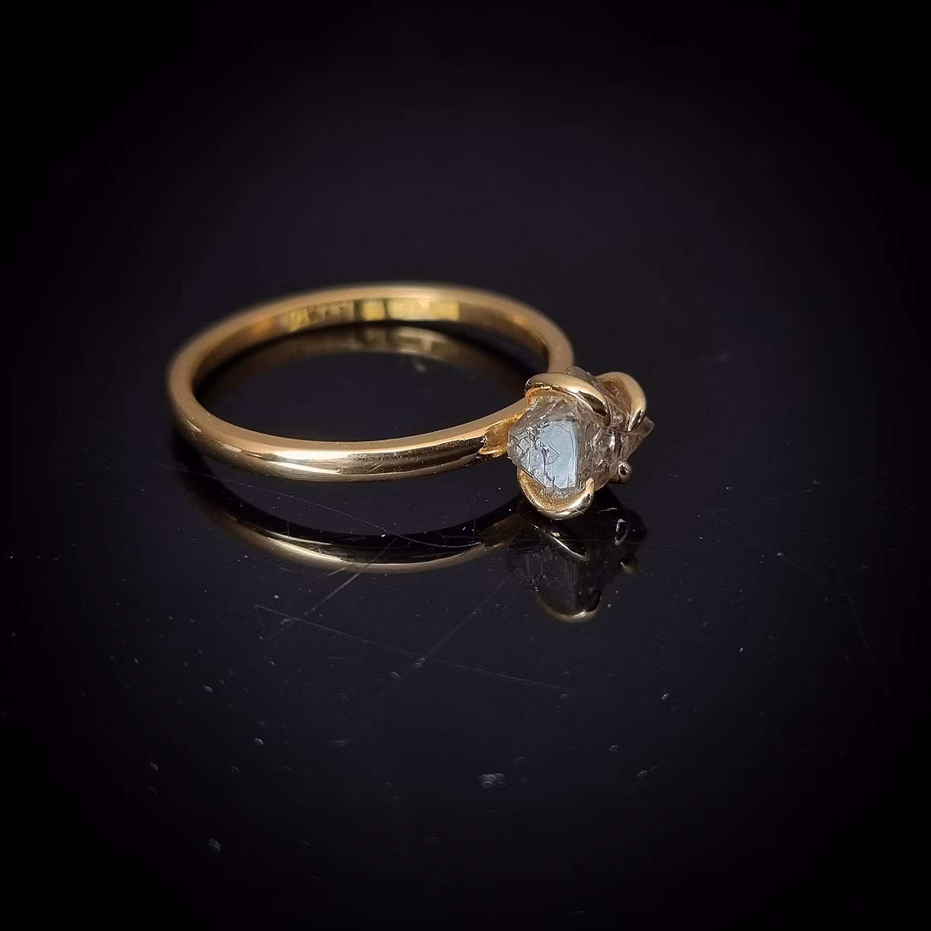 Solitär med rådiamant 1.34 ct
