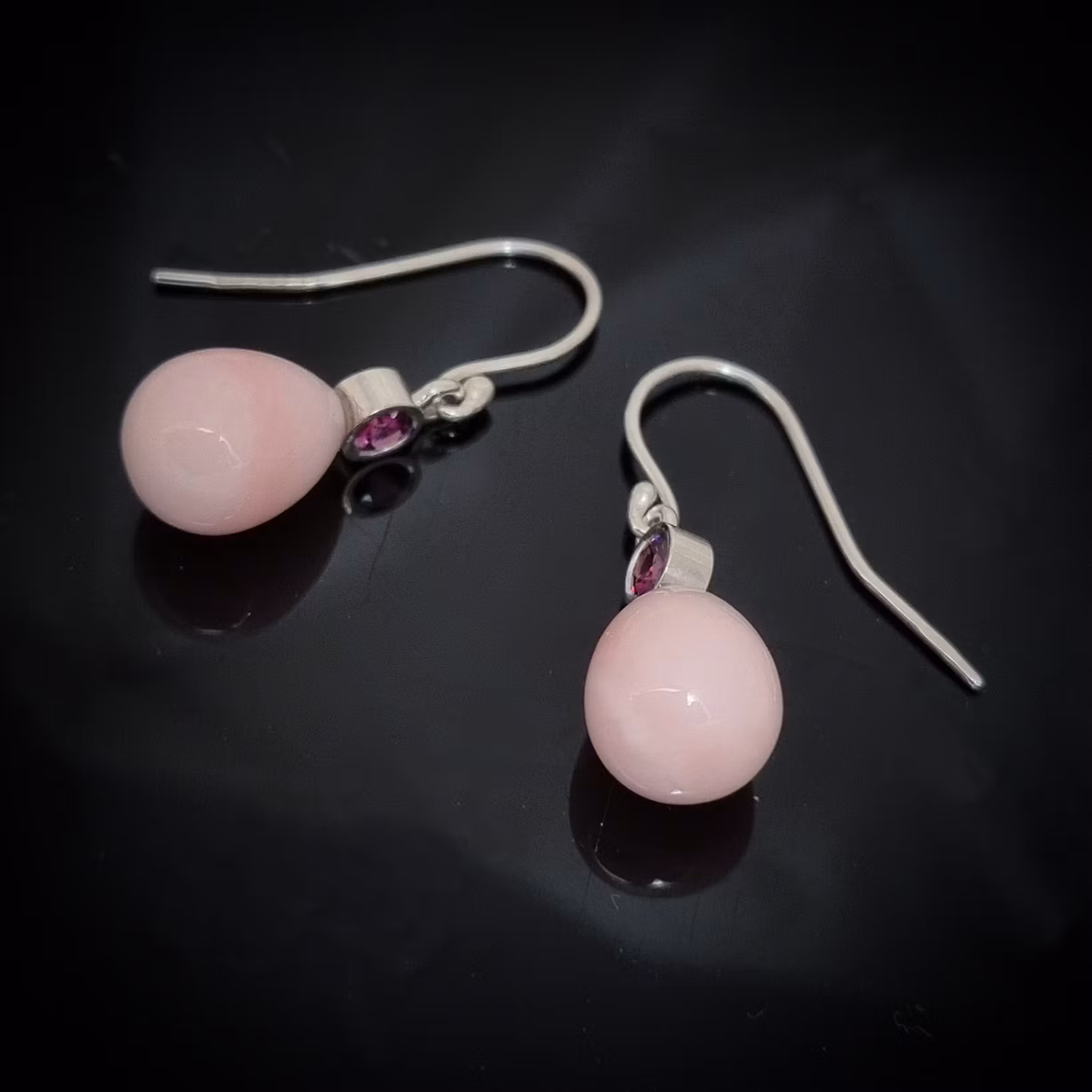 Grape Garnet & Pink Opal - silverörhängen