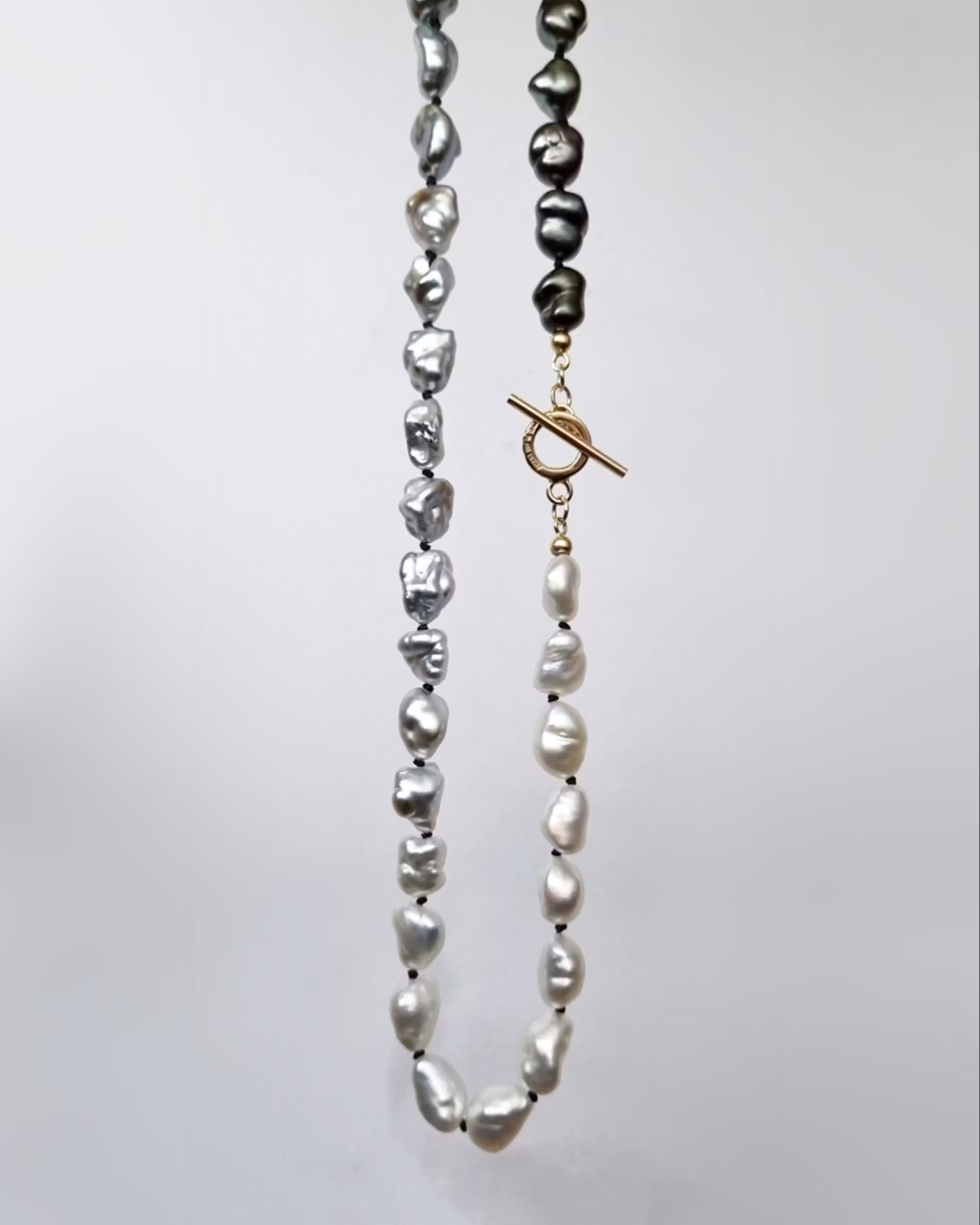 Black & white & in between - 55 cm Tahiticollier