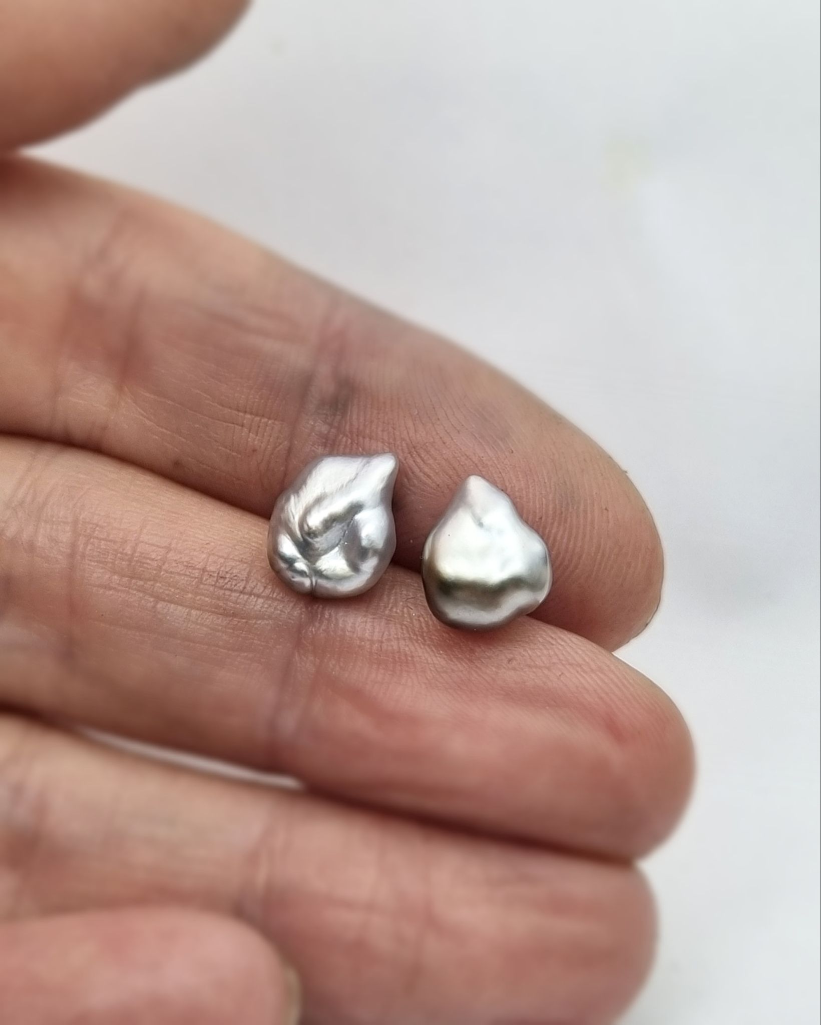 Keshipärlor Tahiti - örhängen i 18K guld