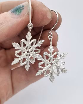 Snöflingor - stora silverörhängen