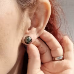 Stora Tahitipärlor på stift - örhängen i 18K