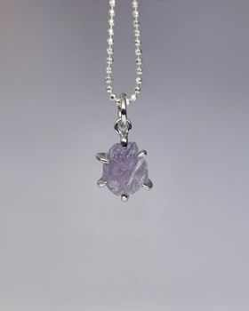 Rosalila råsafir 2.68 ct - hänge i 18K vitguld