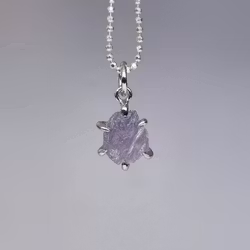 Rosalila råsafir 2.68 ct - hänge i 18K vitguld