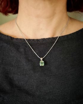 Safirhänge 2,06 ct - 18K vitguld