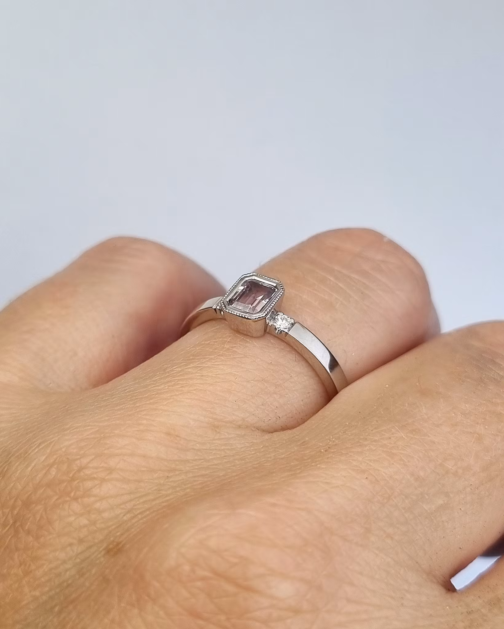 Cotton Candy - 18K vitguldsring med rosa Safir och briljanter