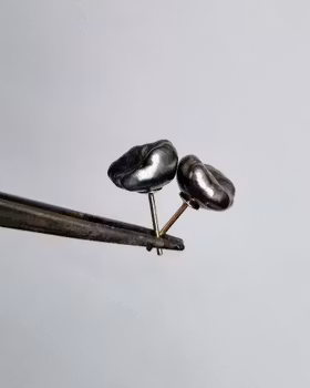 Tahitipärlor keshi - örhängen i 18K