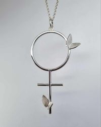 Fjäril på Venus - hängsmycke i silver