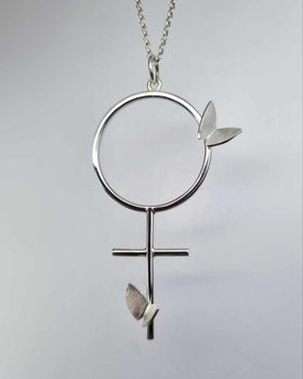Fjäril på Venus - hängsmycke i silver