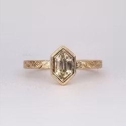 Fawn 'Art Deco' - Solitär i 18K med champagnesafir