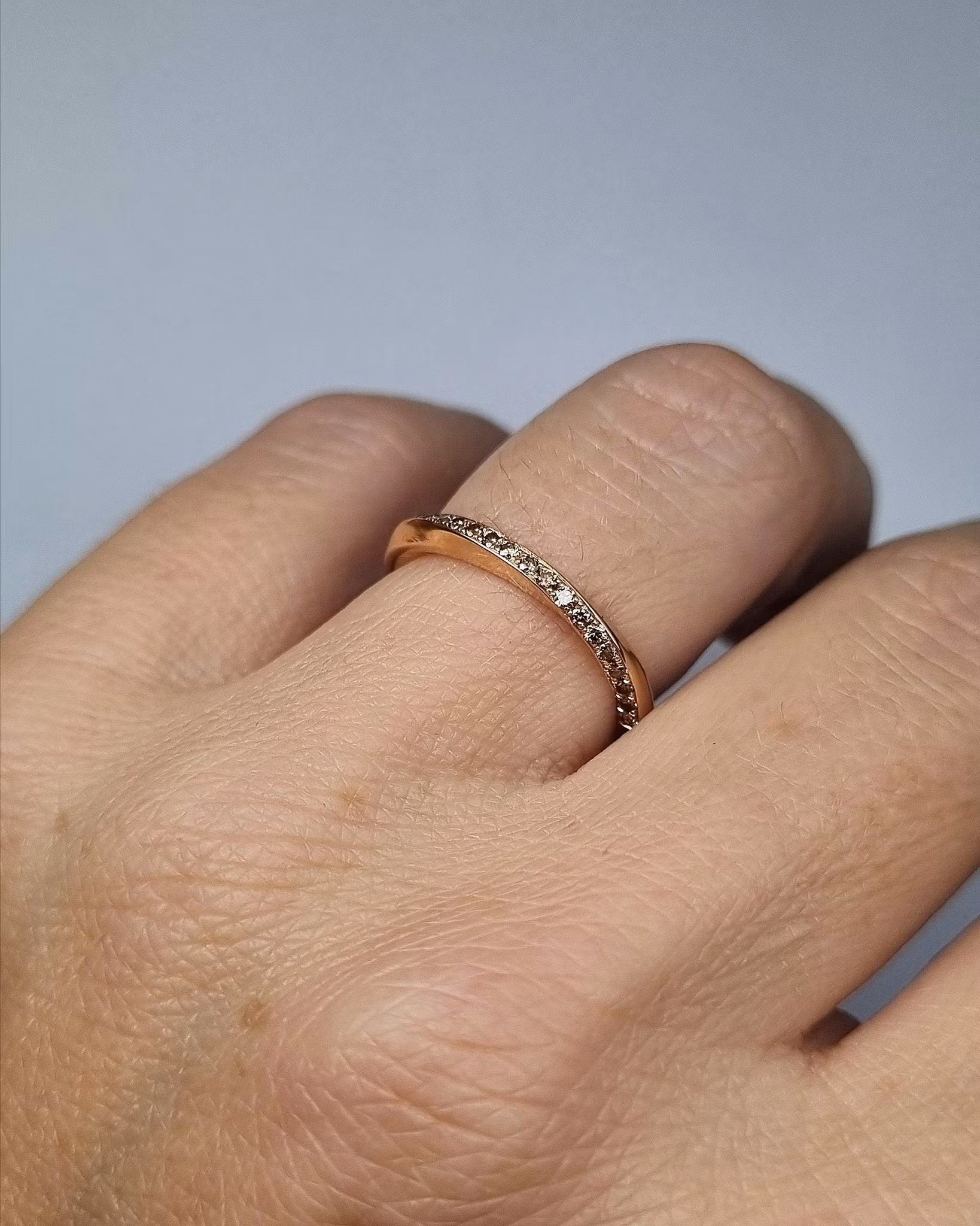 Twist - vriden ring i 18K guld