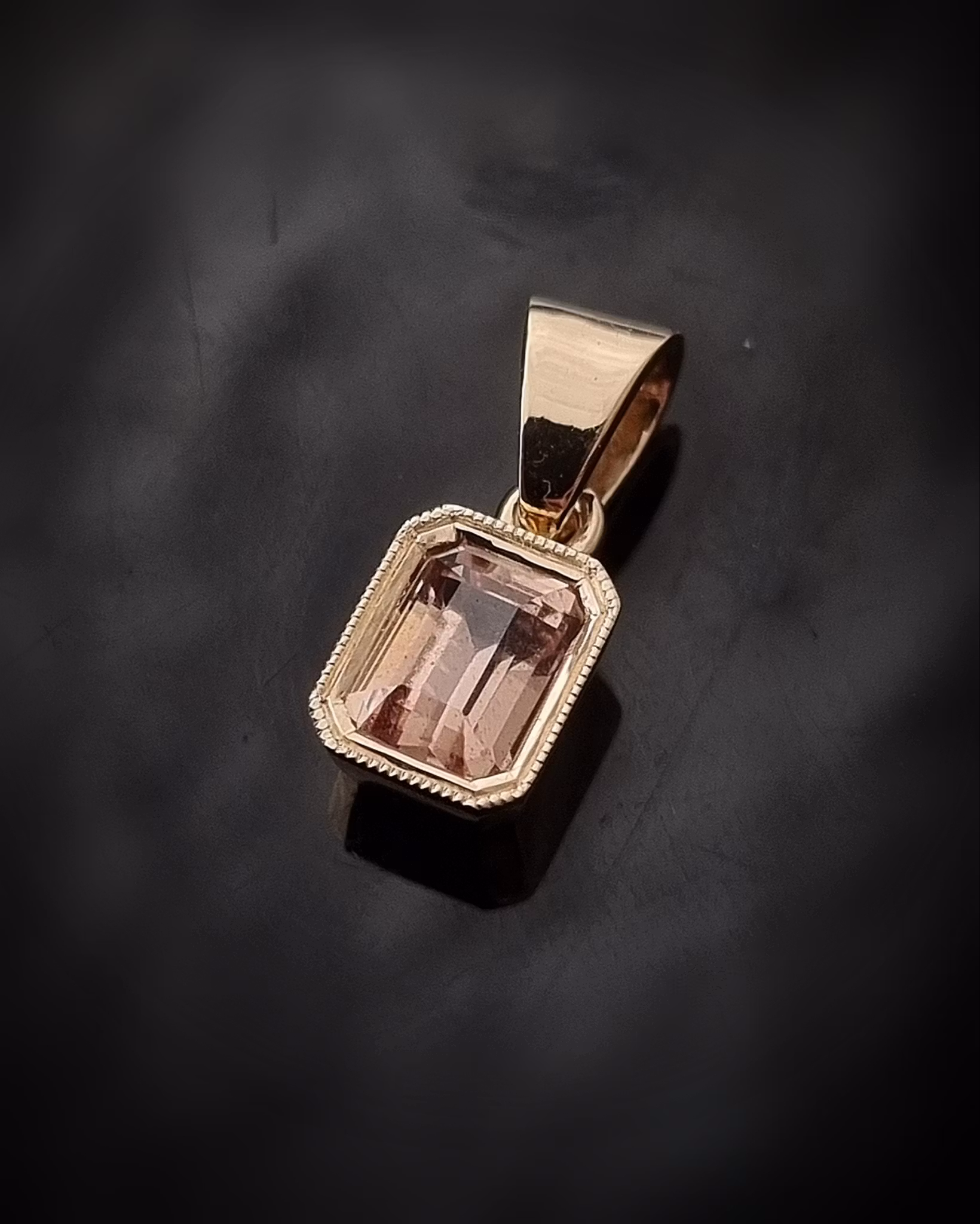 Vattenmelonturmalin 2,11 ct smaragdslipad - 'made by order'