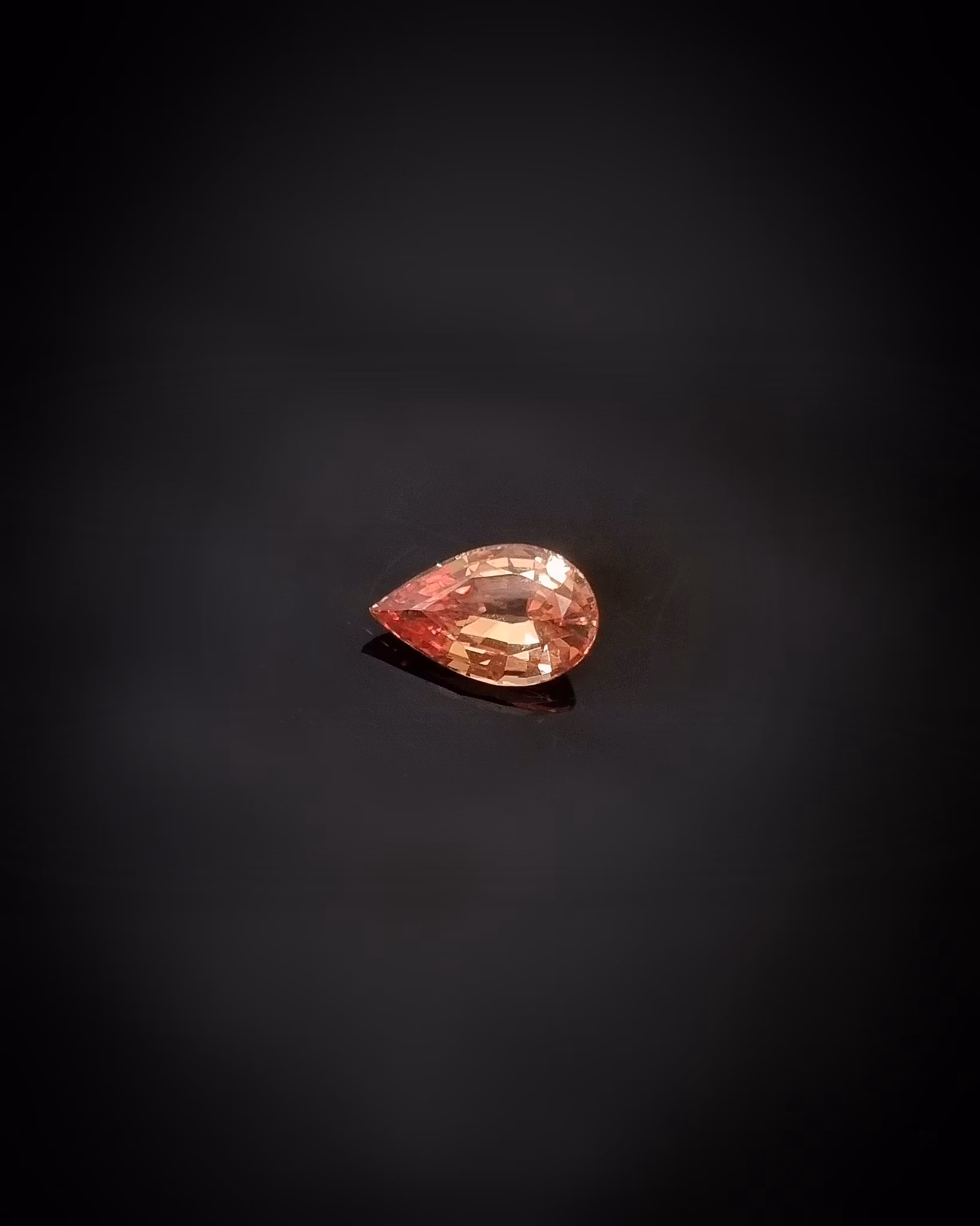 Peach-sunset Safir 1,1 ct droppe - 'made by order'