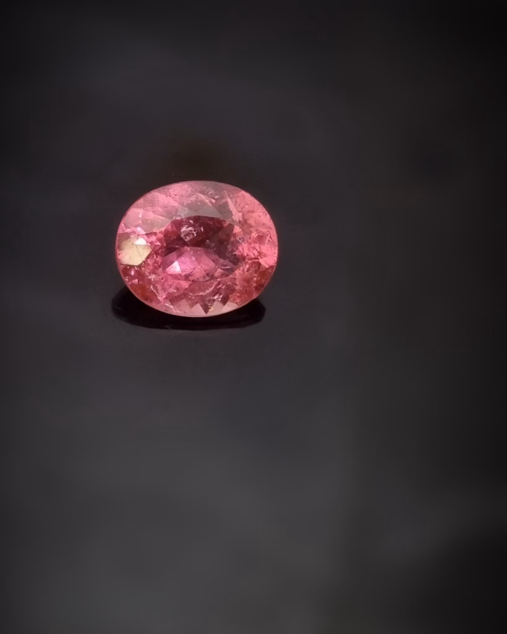 Rosa Turmalin oval 3,15 ct - 'made by order'